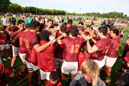 Como para celebrarlo un buen rato: jugando bien y con carácter, y hasta superándolo en el propio scrum, Newman venció a San Isidro Club en el estreno del Top 13.