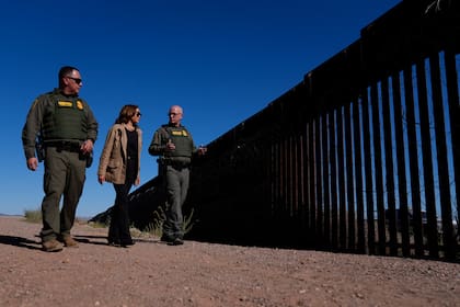 Como presidenta, Kamala Harris propone traer de vuelta el proyecto de ley de seguridad fronteriza bipartidista que fracasó en el Congreso a principios de este año (Foto AP /Carolyn Kaster)