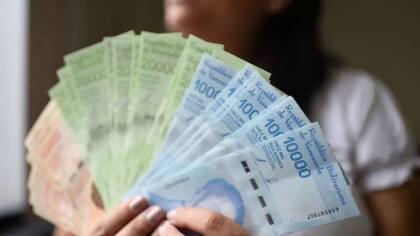 Cómo salió Venezuela de la hiperinflación y qué significa para la golpeada economía del país