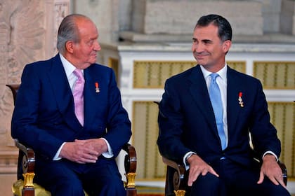 Cómo se pactó la sorpresiva salida de España de Juan Carlos I