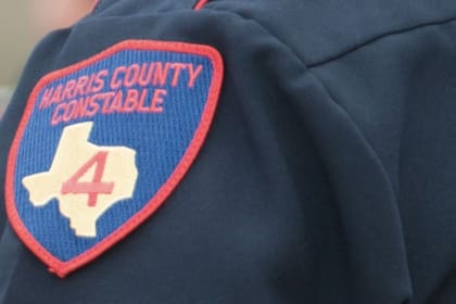 Cómo solicitar vigilancia por vacaciones en el condado de Harris de parte de la policía