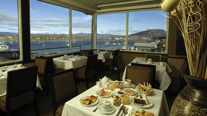 Como su nombre lo indica, este restaurante parte del Lennox Hotel ofrece una vista increíble de Ushuaia