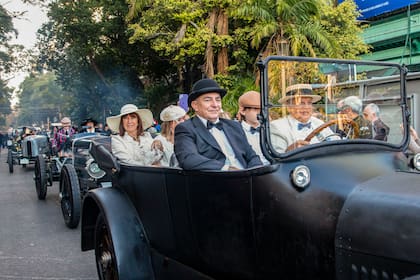 La competencia de autos clásicos Recoleta-Tigre