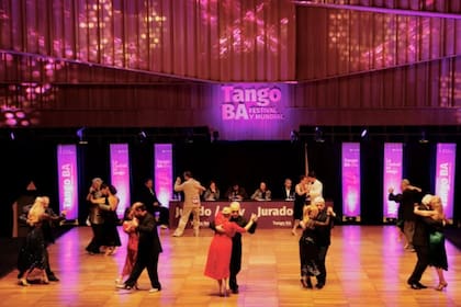 Competencias y milongas por toda la ciudad