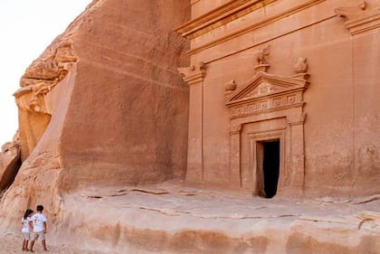 El complejo funerario de jabal Al-Banat