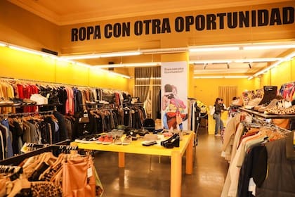Comprar ropa vintage es una de las tendencias