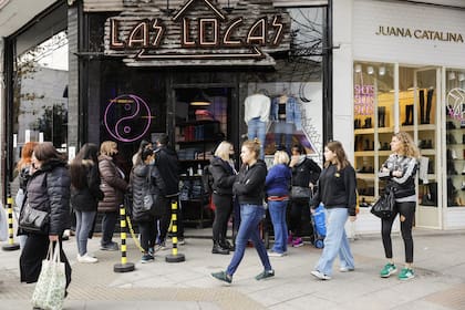 Compras de ropa en la Avenida Avellaneda