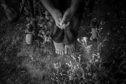 Las manos y pies de Benjamin, un chico con discapacidad intelectual y motriz, de Tres Pozos