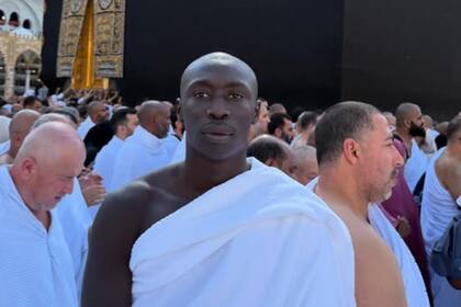 Con 163 millones de seguidores, construyó su carrera desde cero tras perder su empleo como mecánico en Italia