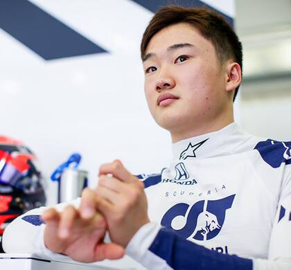 Con 20 años, Yuri Tsunoda es el piloto más joven de la grilla; el japonés superó las presiones que impone Helmut Marko, el temido asesor de Red Bull Racing, y logró una butaca en Alpha Tauri