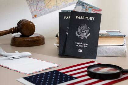 Con 2.099.993 residentes permanentes legales elegibles para naturalizarse, California supera a estados como Nueva York, Florida y Texas