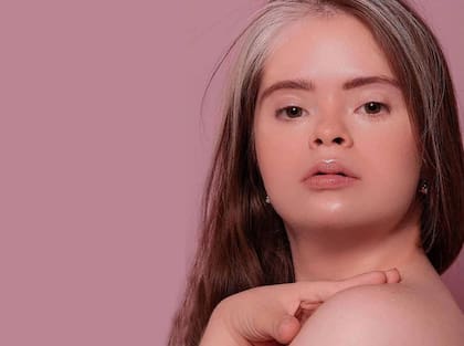 Con 22 años, Jacinto rompe con los estereotipos establecidos a lo largo de la historia de la moda