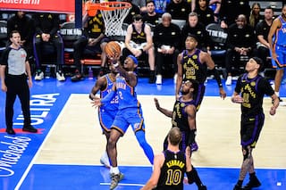 Con 28 puntos de Gilgeous-Alexander, Thunder apabulla 139-96 a Lakers