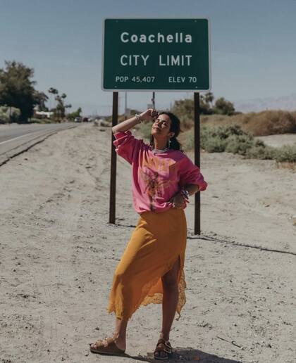 Con accesorios muy arriba