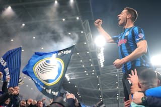 Con agónico penal, Atalanta fulmina a Dortmund y avanza a octavos en la Champions
