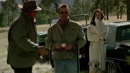 Con Anthony Quinn y Kevin Costner en Revancha (1990).