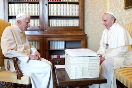 Con Benedicto XVI en la residencia papal de verano de Castel Gandolfo