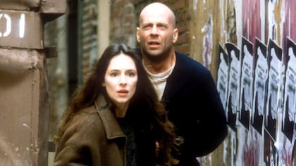 Con Bruce Willis en la distópica 12 monos (1995), del británico Terry Gilliam.
