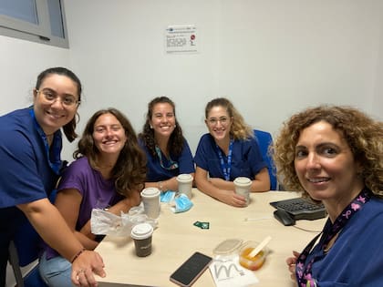 Con colegas en el trabajo