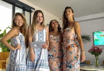 Con compañeras de trabajo en Montenegro