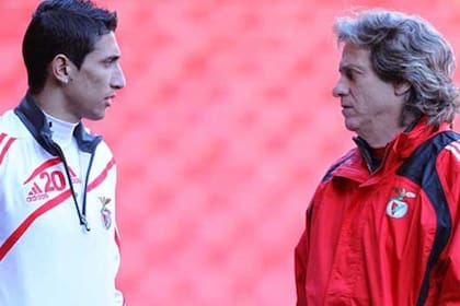 Con Di María coincidieron en la inolvidable temporada 2009/10, cuando ganaron todo en Portugal con Benfica