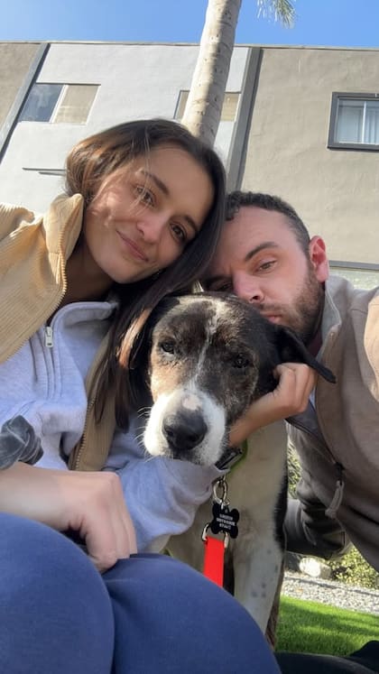 Con Dillon y Olivia, sus cuidadores.