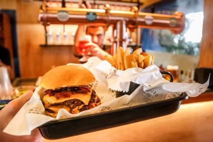 Con dos locales, en La Punta y La Barra, Deliss se afirma en el mercado gourmet