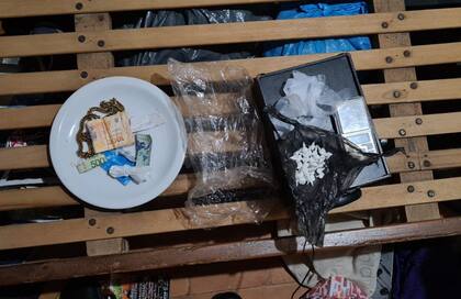 El centro de operaciones de la banda drogas estaba en una vivienda de Adolfo Alsina al 3000