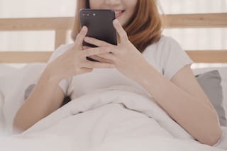 Una especialista en protocolo reveló cuál es el horario correcto para mandar un mensaje de WhatsApp