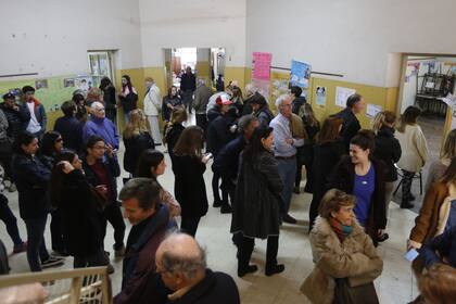 Con el debut del nuevo sistema, se registraron algunas demoras en varias escuelas