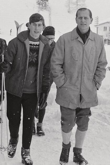 Con el duque de Edimburgo durante unas vacaciones de esquí en Liechtenstein, en diciembre de 1965.