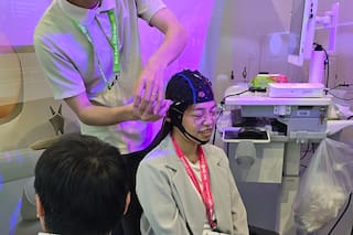 La nueva forma de cuidar al paciente: menos internaciones, más IA y atención en el hogar