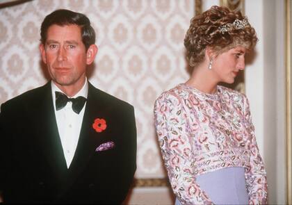 Con el paso del tiempo en el matrimonio, los regalos se hicieron cada vez más esporádicos y menos usados por la princesa Diana