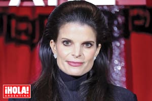 Reapareció en la Semana de la Moda de París y su nueva imagen llamó la atención