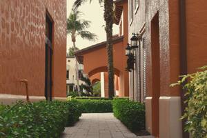 El programa que ayuda a los residentes de Florida a comprar su vivienda