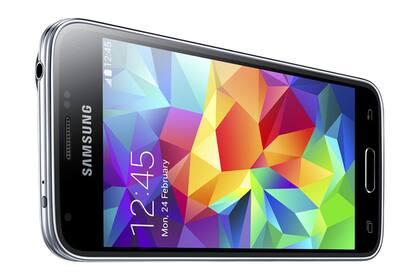 Con especificaciones diferentes y una pantalla de 4,5, el Galaxy S5 mini es idéntico en diseño y prestaciones en un tamaño reducido, y suma el soporte 4G LTE