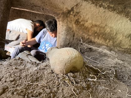 Con este descubrimiento, el número total de estructuras funerarias identificadas en la zona ascendió a 20
