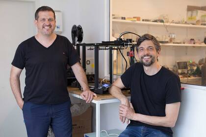 “Con esto esperamos disminuir un 10% la utilización de químicos y mejorar un 20% el ahorro de agua potable”, dicen.