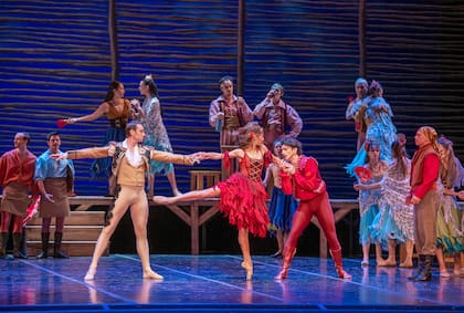 Con Federico Fernández como Escamillo (el torero), en un triángulo de pasión que no termina bien