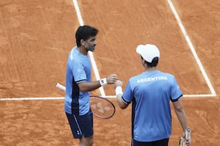 Federico Coria, con su hermano como capitán, selló el 4-0 argentino en la Copa Davis