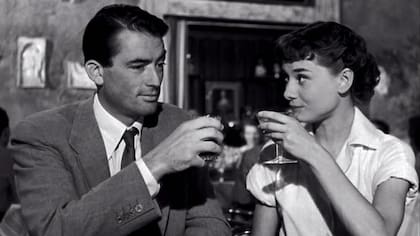 Gregory Peck, consagrado en Hollywood, pidió que pusiesen el crédito de Audrey Hepburn junto al suyo
