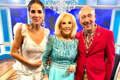 Con Juana Viale y Mirtha Legrand, en la grabación de uno de los programas