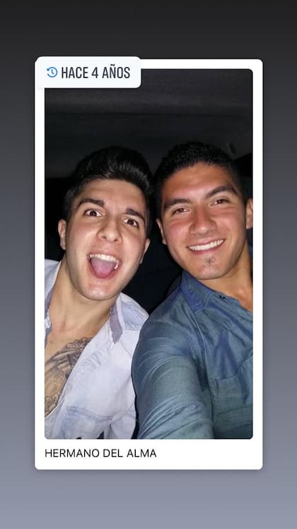 Con Julián, su mejor amigo que falleció por un ACV
