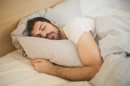 Con la edad el sueño dura menos y tiende a hacerse menos profundo
