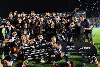 Con la final de la Copa Argentina 2021, Talleres jugó su tercera final: en 1977 cayó con Independiente y en 1999 se impuso sobre Sportivo Alagoano, de Brasil, en la Copa Conmebol