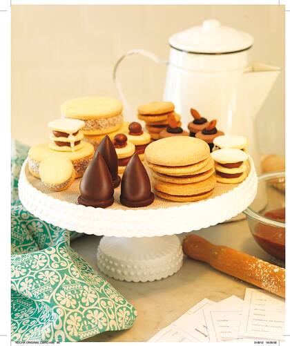 Con la mano. Alfajores Betty, rogelitos y conitos, delicias simples