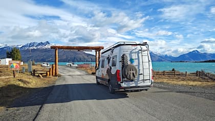 Con la peluquería rodante recorrieron toda la Patagonia.