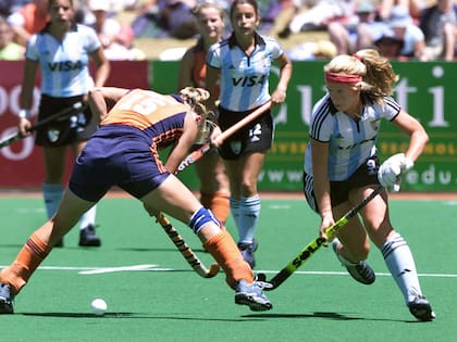 Con la vincha roja tradicional: era un pañuelo rojo que compró en Filadelfia