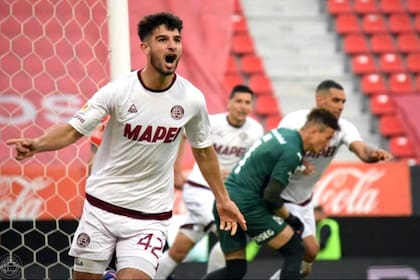 Con Lanús en el corazón... El "Flaco" López no promete nada, pero siente que en el futuro volverá al Sur
