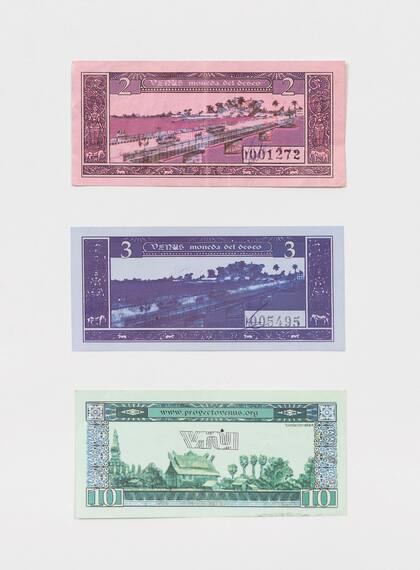 Con los billetes del Proyecto Venus se podían pagar productos y servicios. Precio de base por los tres: 1500 dólares